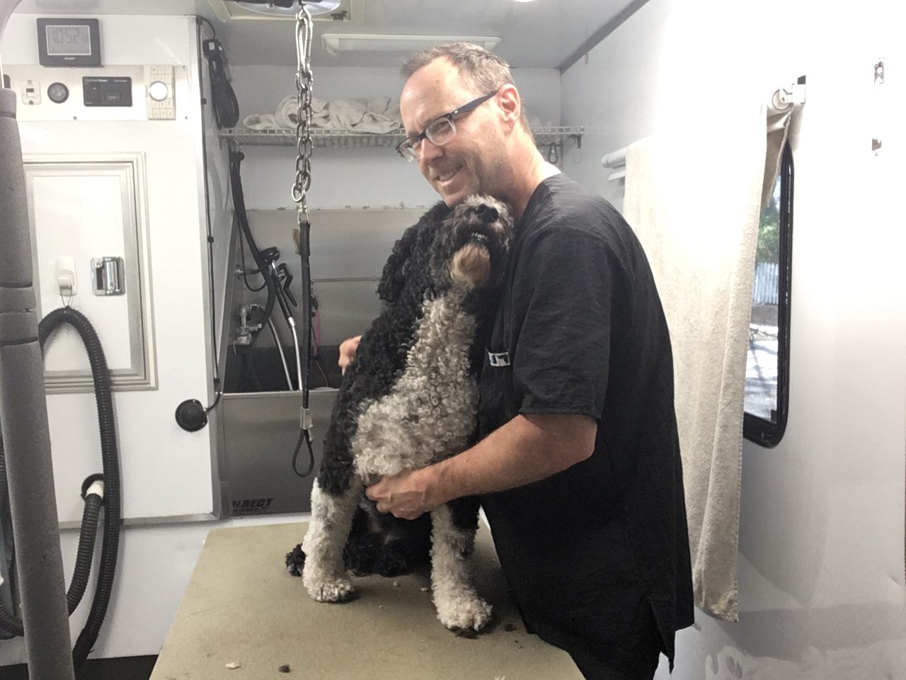 Marks Mobile Dog Salon Call/Text 8183240729